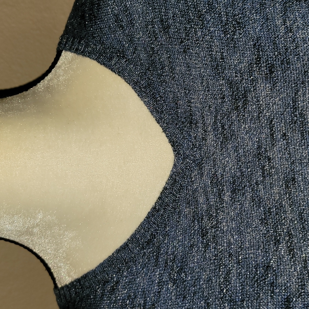 Sweaters - Picture 13 of 16